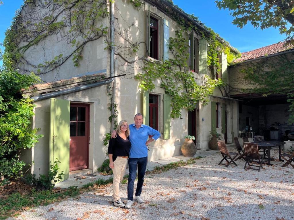 Le Mas Ferrand Graveson Exteriér fotografie